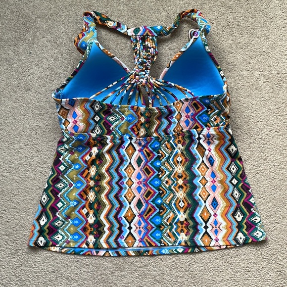 George Tankini - Picture 4 of 10